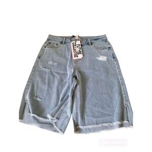 Future Collective By Alani Noelle Women's Distressed Medium Wash Shorts Size 6